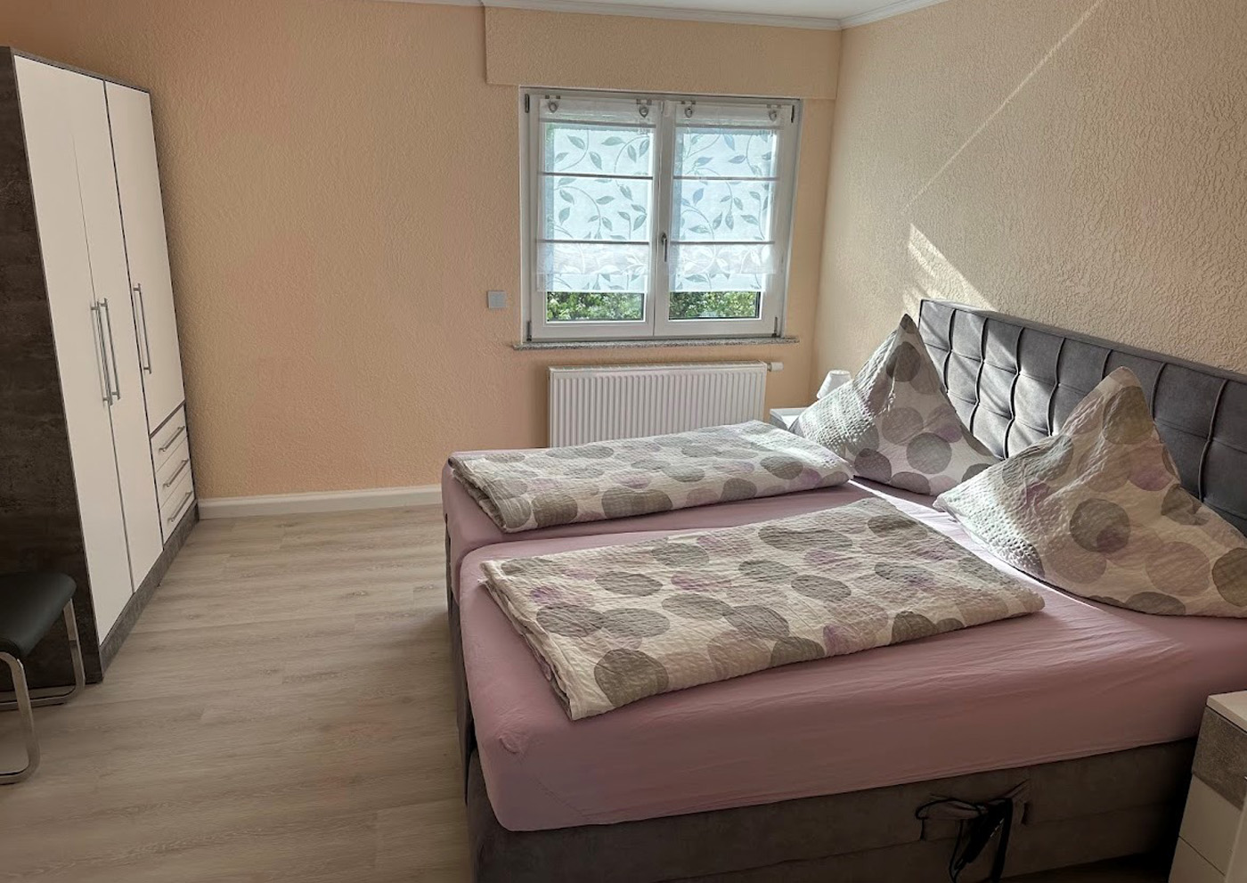 Schlafzimmer 2